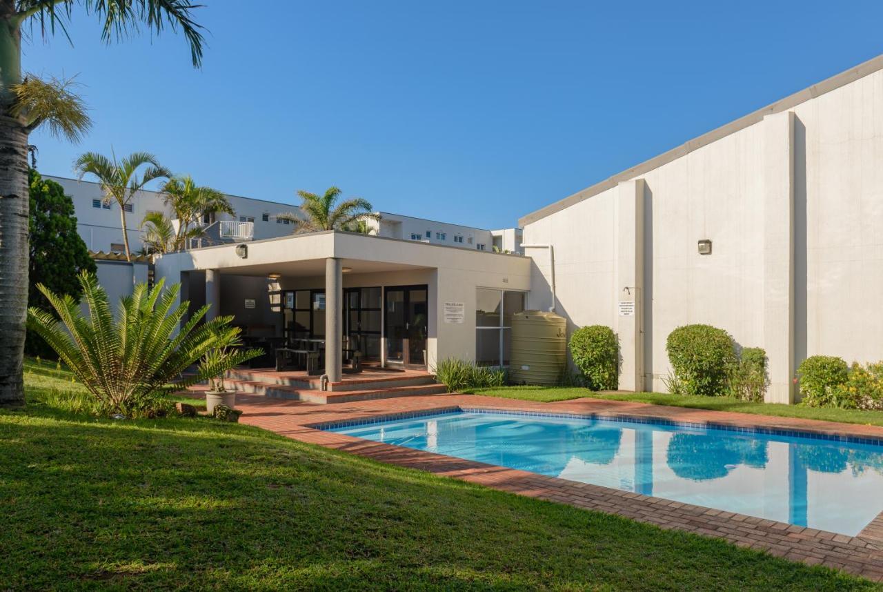 Sands Beach Breaks Umdloti Beach View מראה חיצוני תמונה